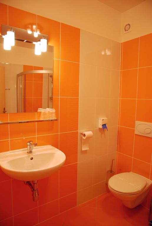 אולומוץ Hotel Senimo מראה חיצוני תמונה